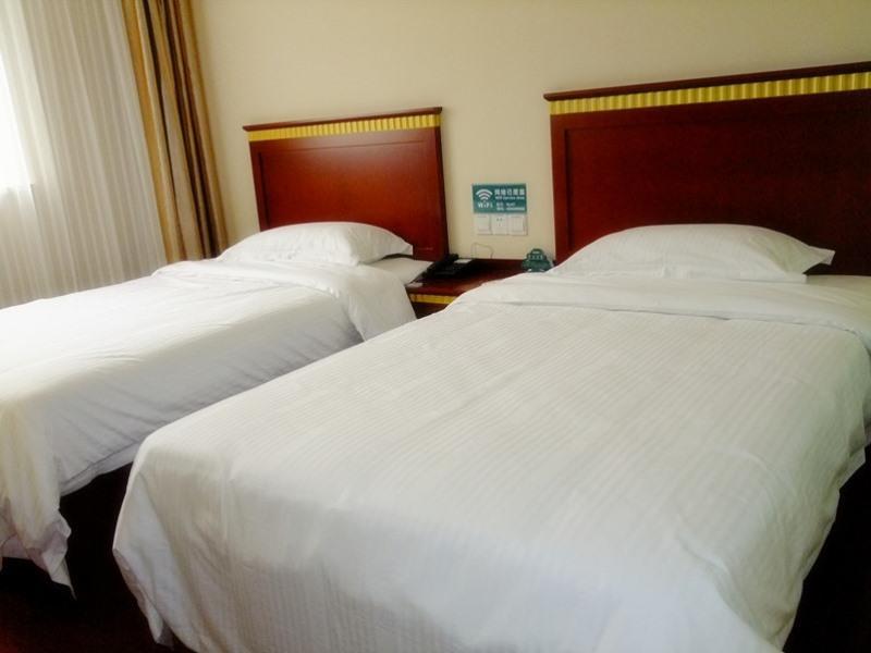 GreenTree Inn JiangXi JinDeZhen People Square JinDin Business Hotel Jingdezhen Buitenkant foto