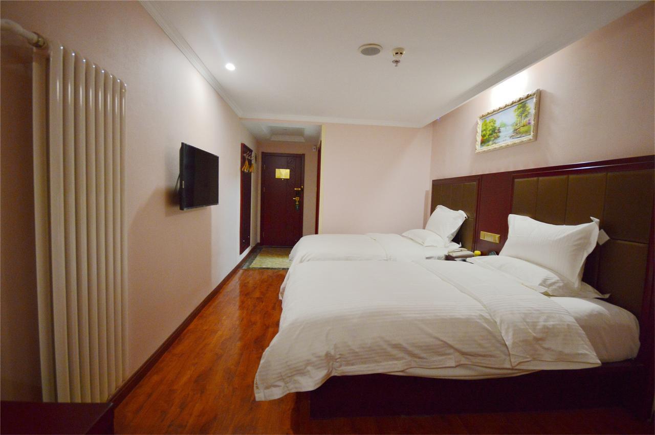 GreenTree Inn JiangXi JinDeZhen People Square JinDin Business Hotel Jingdezhen Buitenkant foto