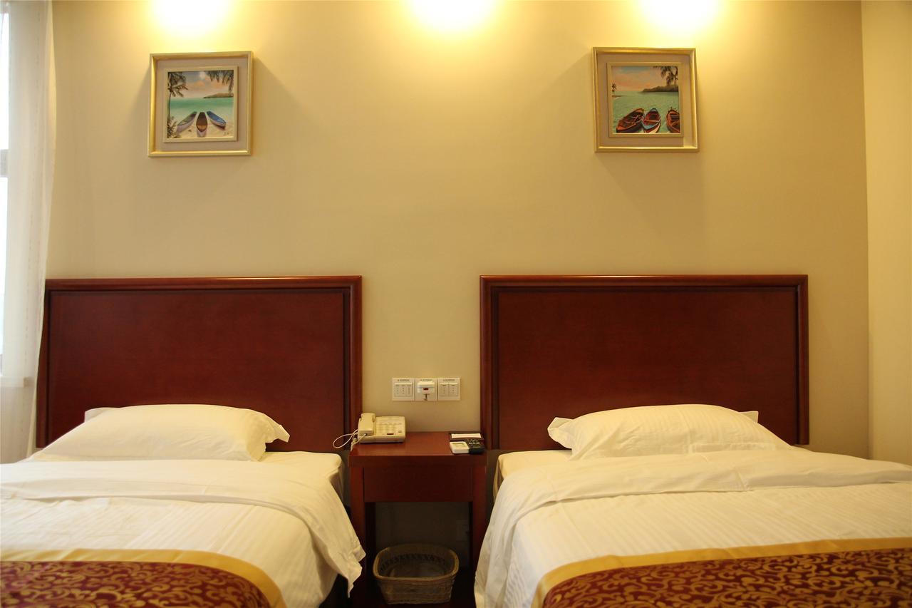 GreenTree Inn JiangXi JinDeZhen People Square JinDin Business Hotel Jingdezhen Buitenkant foto
