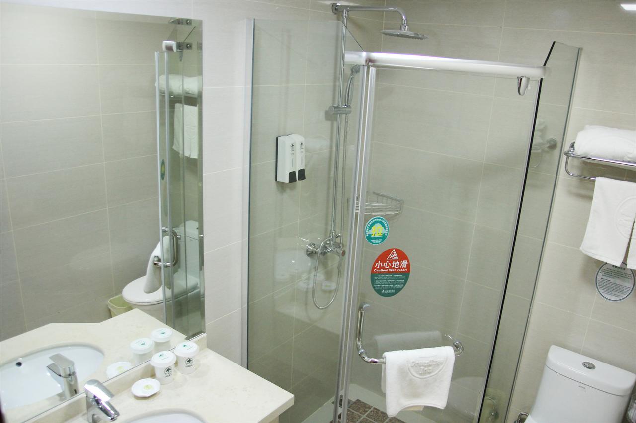 GreenTree Inn JiangXi JinDeZhen People Square JinDin Business Hotel Jingdezhen Buitenkant foto