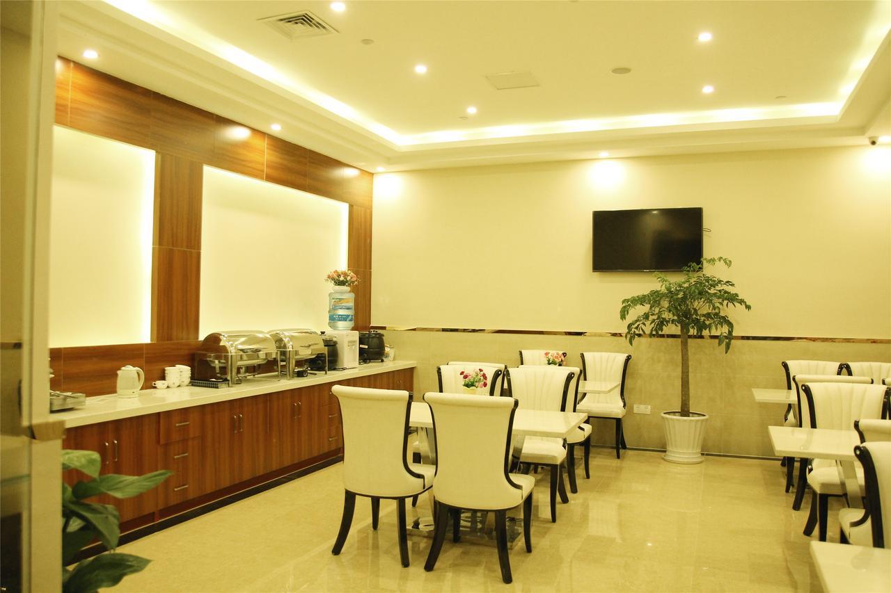 GreenTree Inn JiangXi JinDeZhen People Square JinDin Business Hotel Jingdezhen Buitenkant foto
